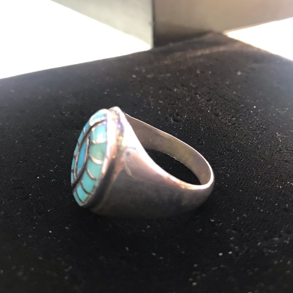 Zuni Turquoise Handmade Sterling Silver Ring - Picture 3 of 5